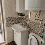 Woodstone بودغوريتْسا